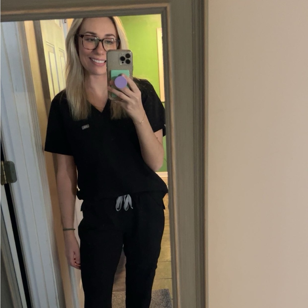 Meet your Posher, Megan